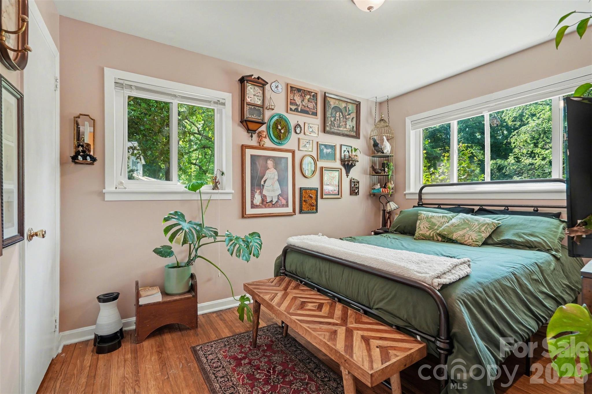 3942 Glenville Avenue Charlotte NC 28215
