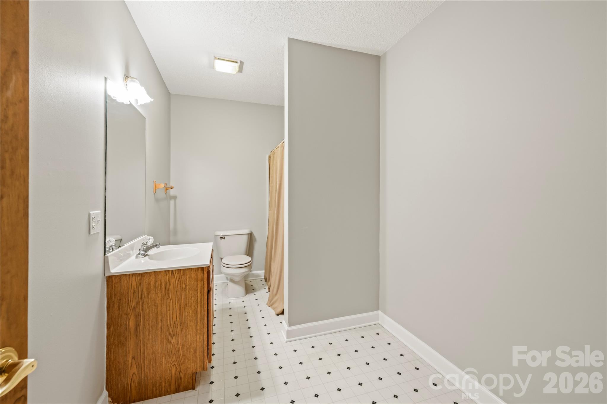 112 Bridlewood Trail Mills River NC 28759