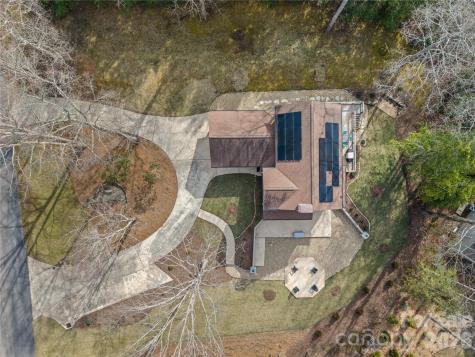 112 Bridlewood Trail Mills River NC 28759