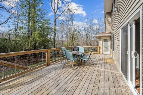 112 Bridlewood Trail Mills River NC 28759