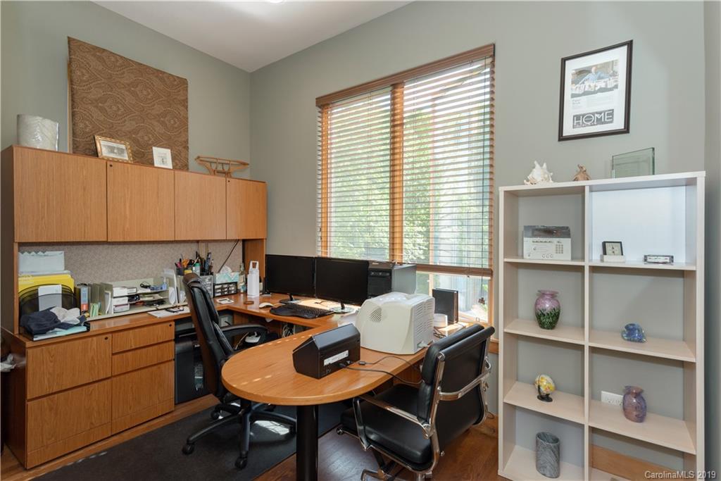 28 Crabapple Lane Asheville NC 28804