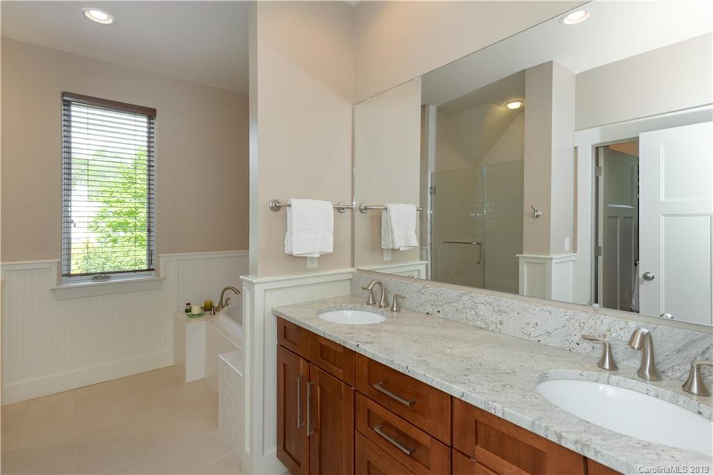 28 Crabapple Lane Asheville NC 28804