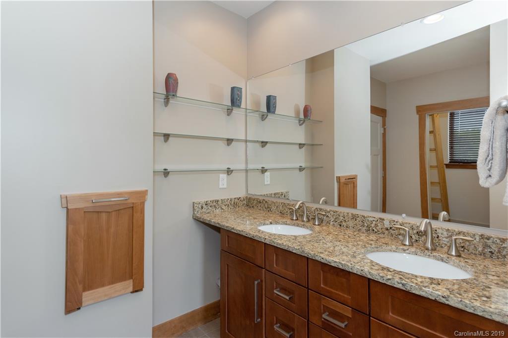 28 Crabapple Lane Asheville NC 28804