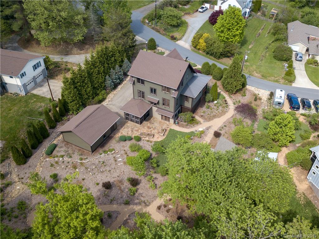 28 Crabapple Lane Asheville NC 28804