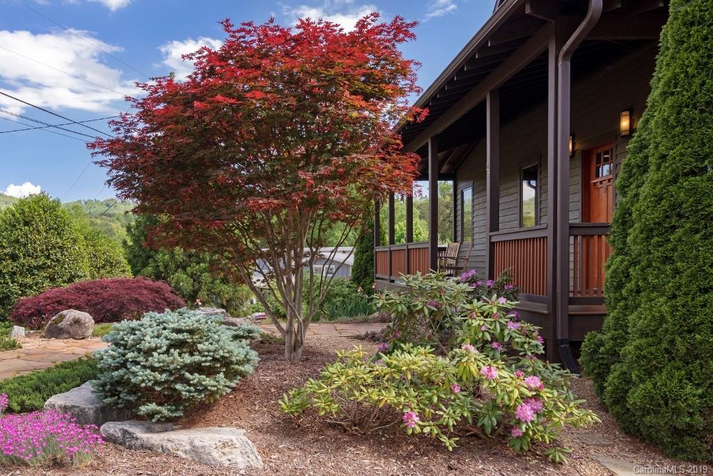 28 Crabapple Lane Asheville NC 28804