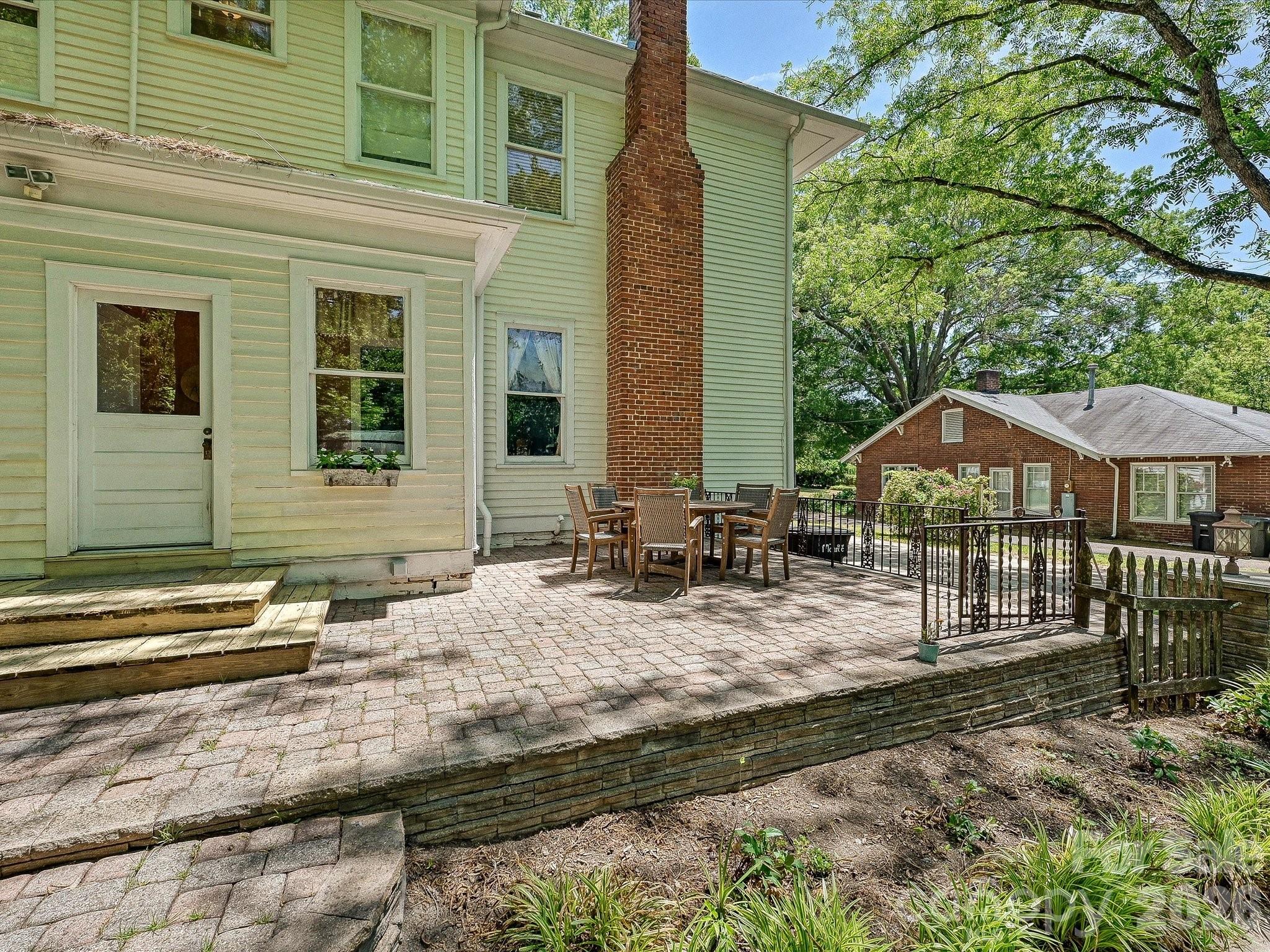 702 S Hayne Street Monroe NC 28112