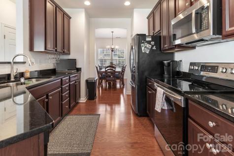 2318 Whitford Lane Charlotte NC 28210