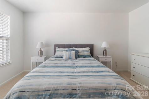 2318 Whitford Lane Charlotte NC 28210
