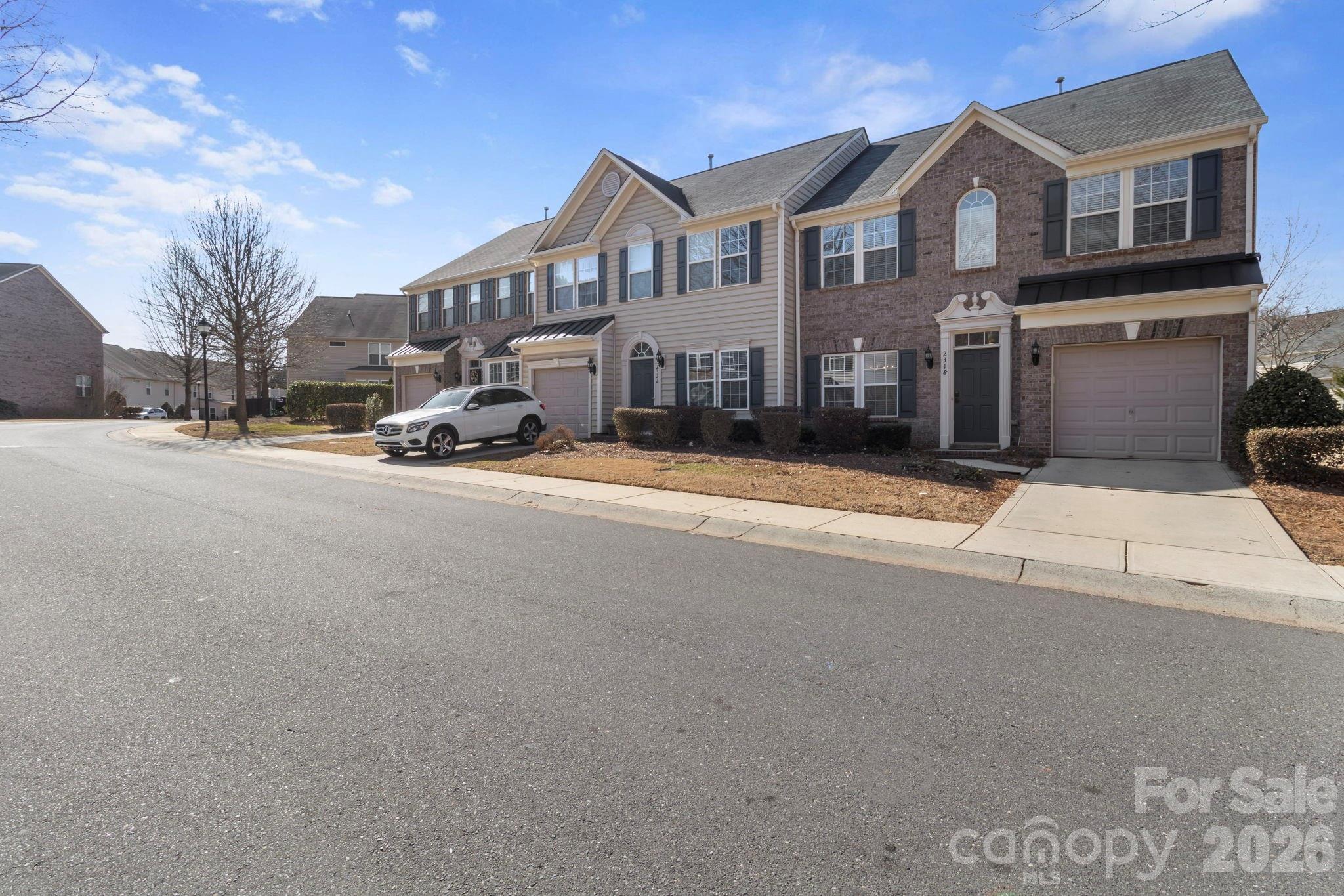 2318 Whitford Lane Charlotte NC 28210
