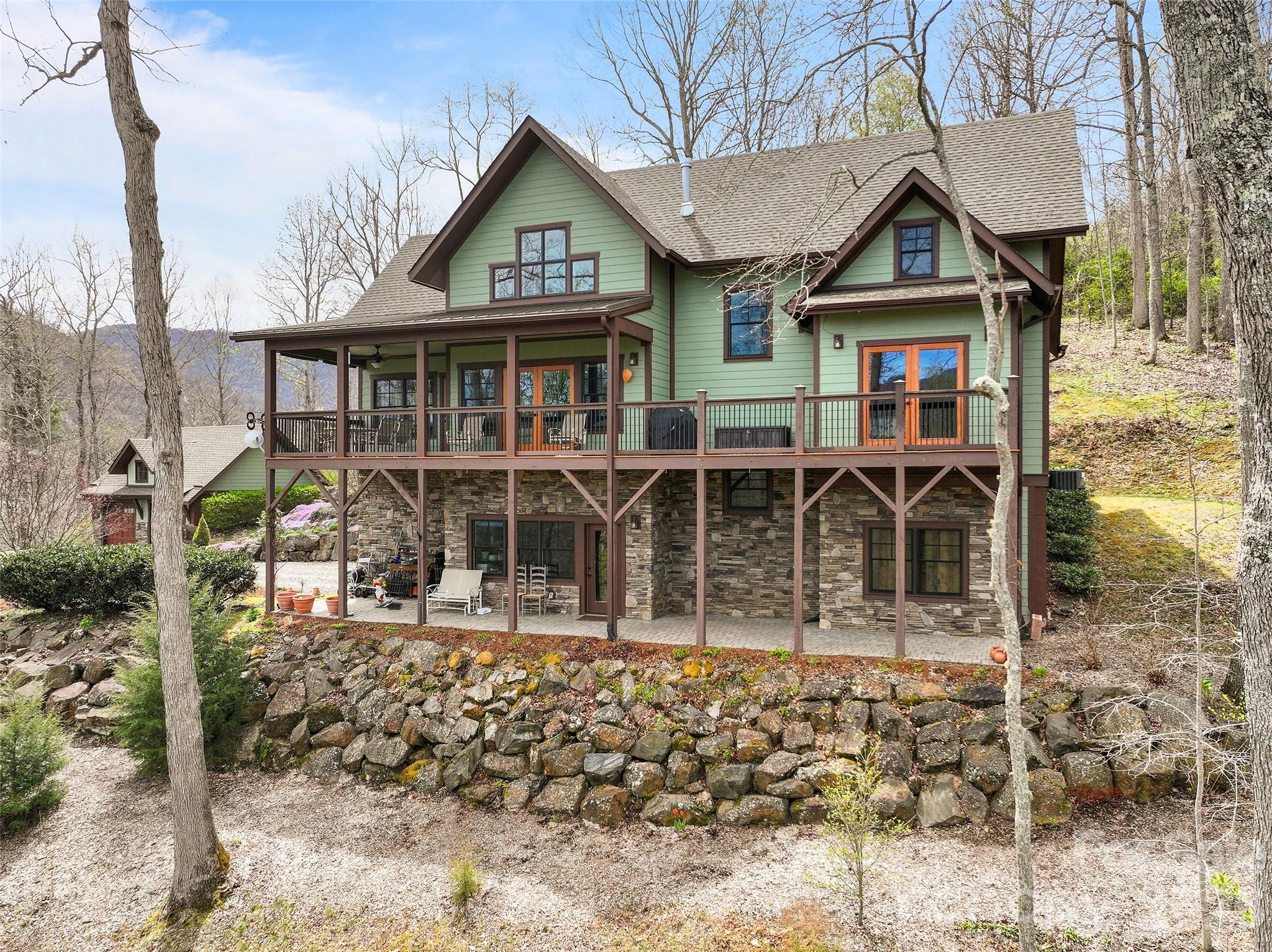 711 Winfield Drive Clyde NC 28721