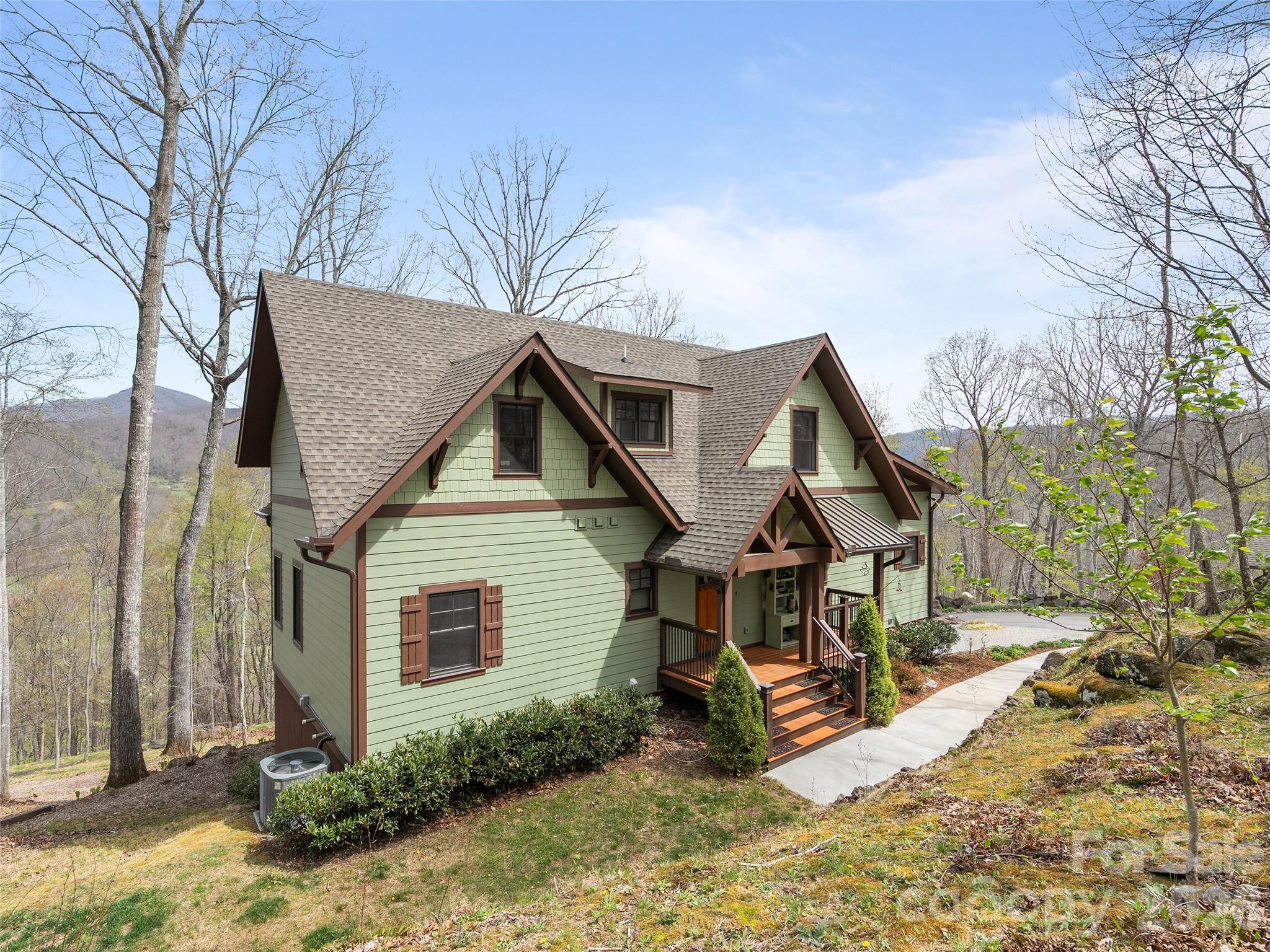 711 Winfield Drive Clyde NC 28721