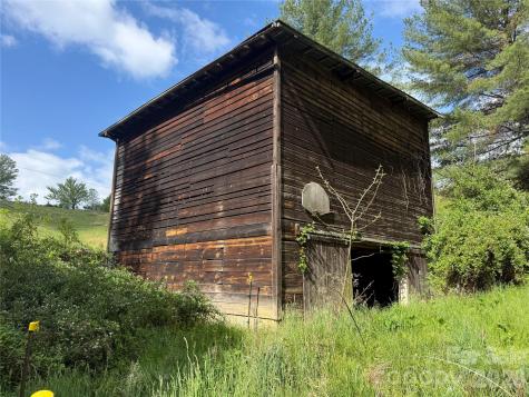 176 Laurel Branch Cemetery Road Weaverville NC 28753