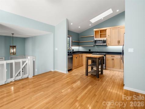 138 Woodhaven Drive Hendersonville NC 28739