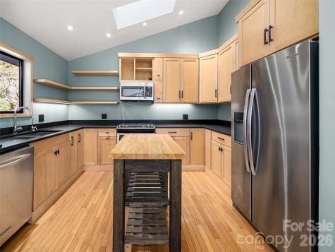 138 Woodhaven Drive Hendersonville NC 28739