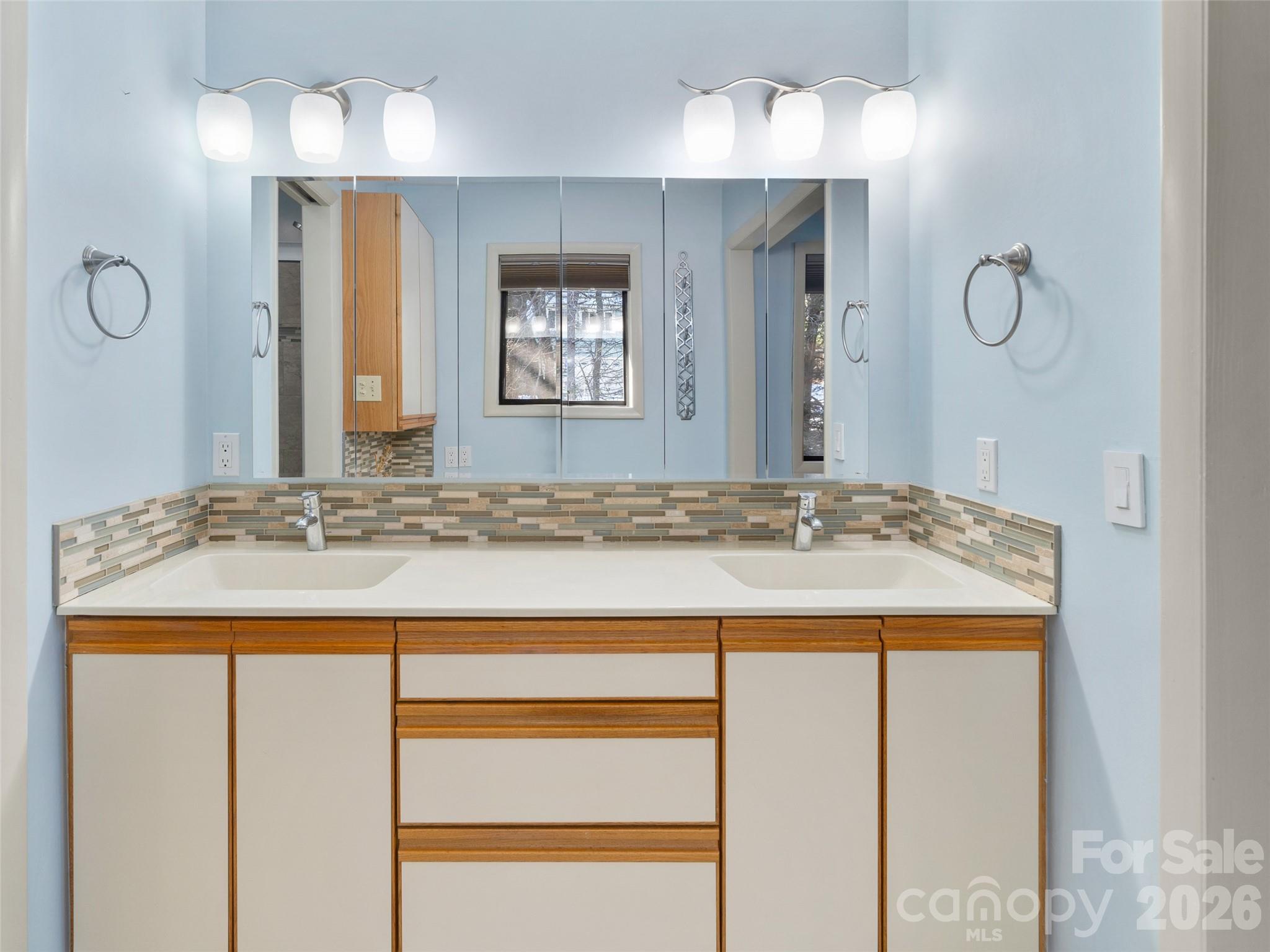 138 Woodhaven Drive Hendersonville NC 28739