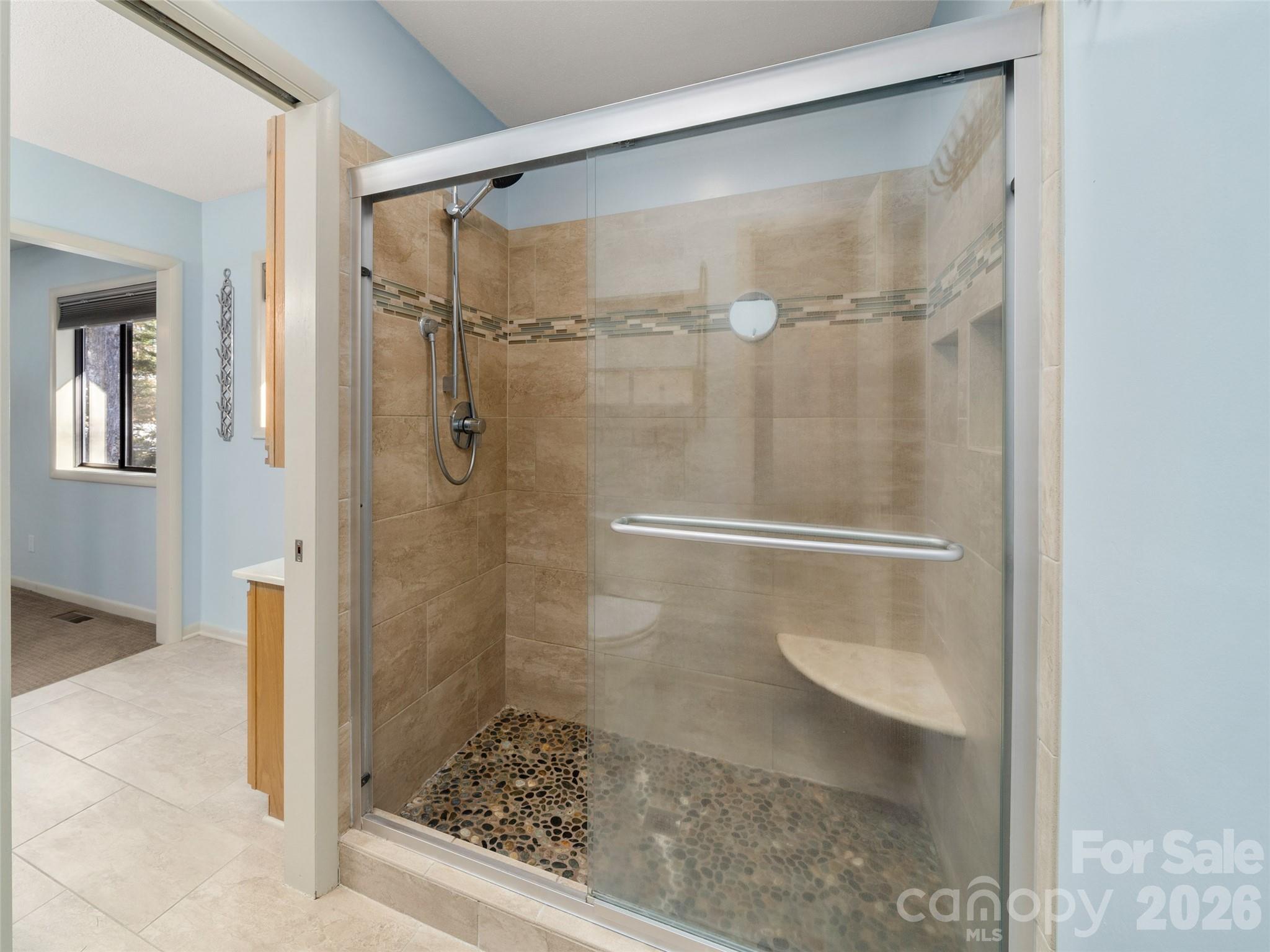 138 Woodhaven Drive Hendersonville NC 28739