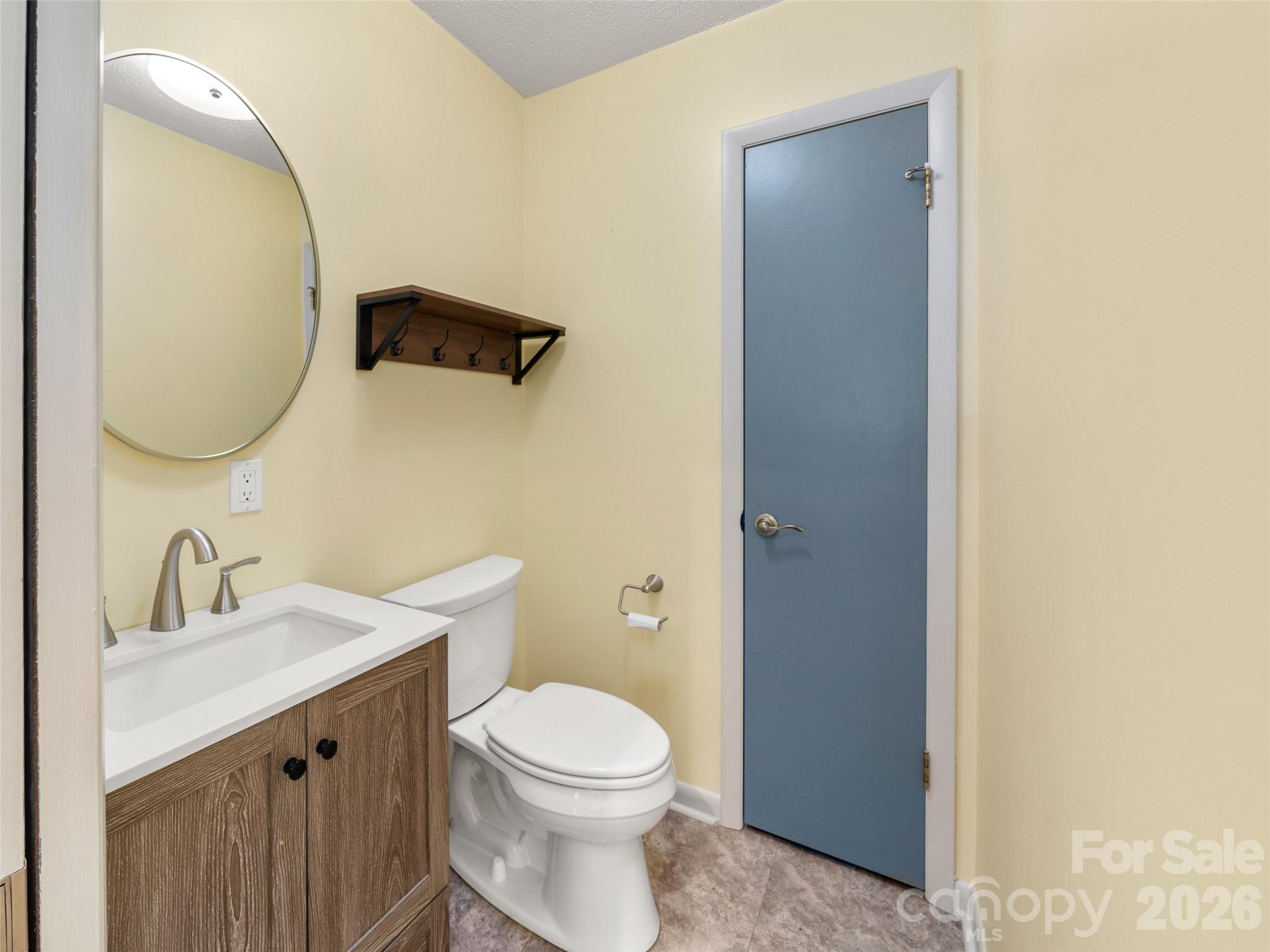138 Woodhaven Drive Hendersonville NC 28739