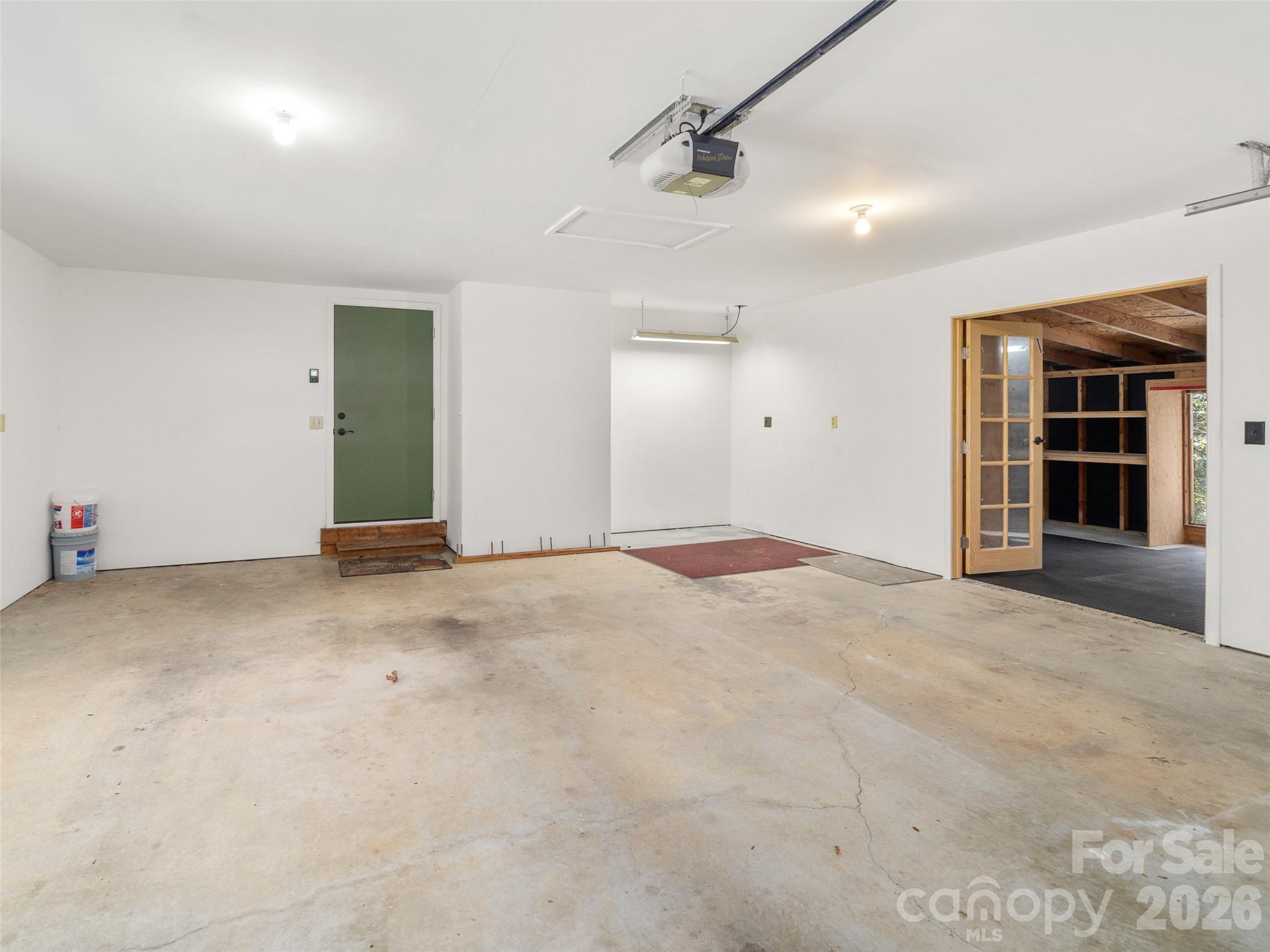 138 Woodhaven Drive Hendersonville NC 28739