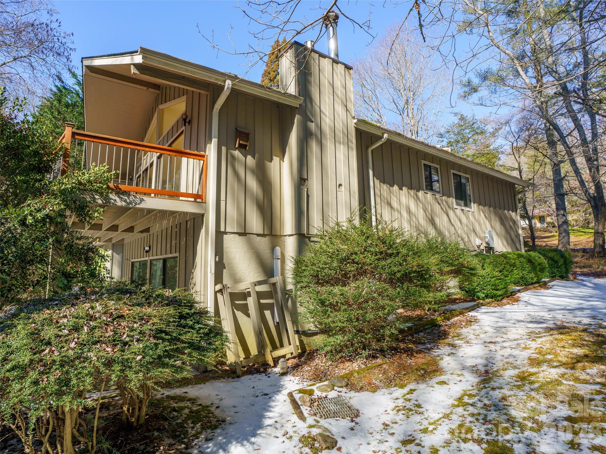 138 Woodhaven Drive Hendersonville NC 28739