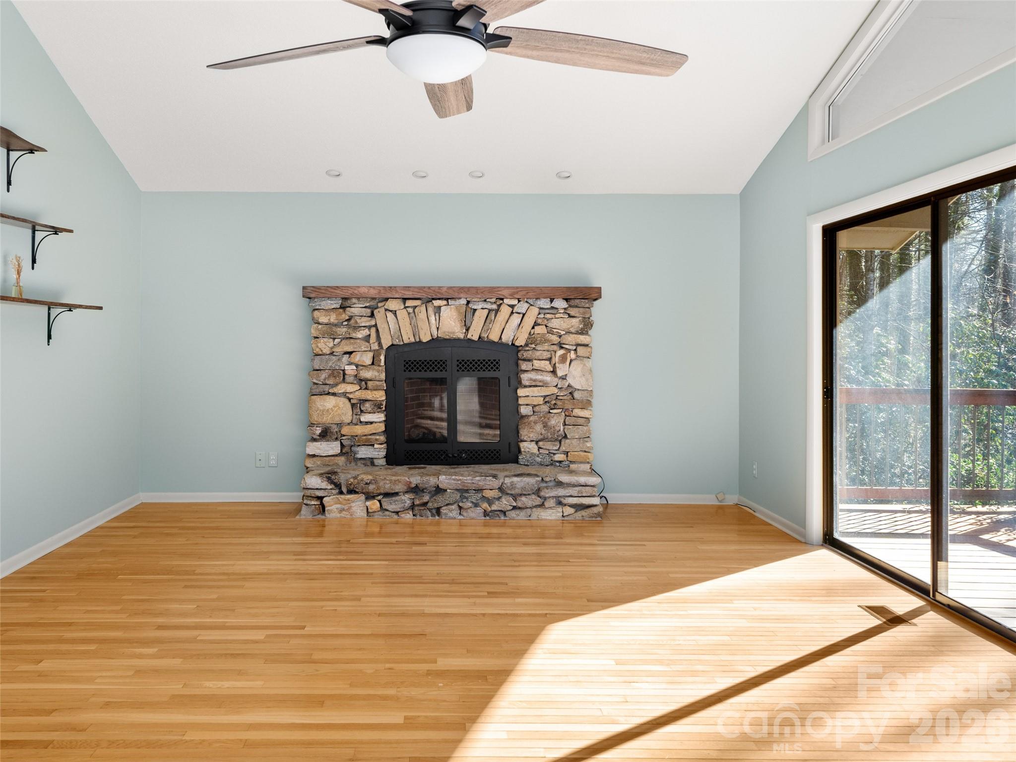 138 Woodhaven Drive Hendersonville NC 28739