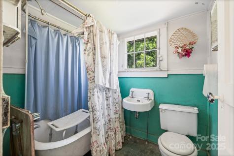 108 Walker Street Chester SC 29706