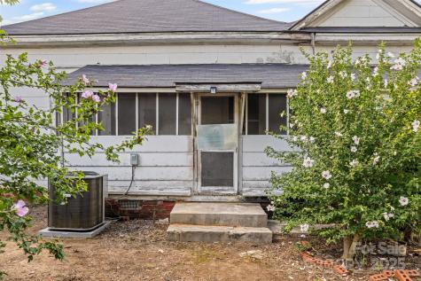 108 Walker Street Chester SC 29706