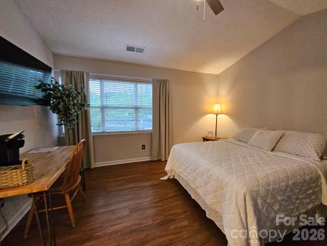 12211 Hood Bend Court Charlotte NC 28273