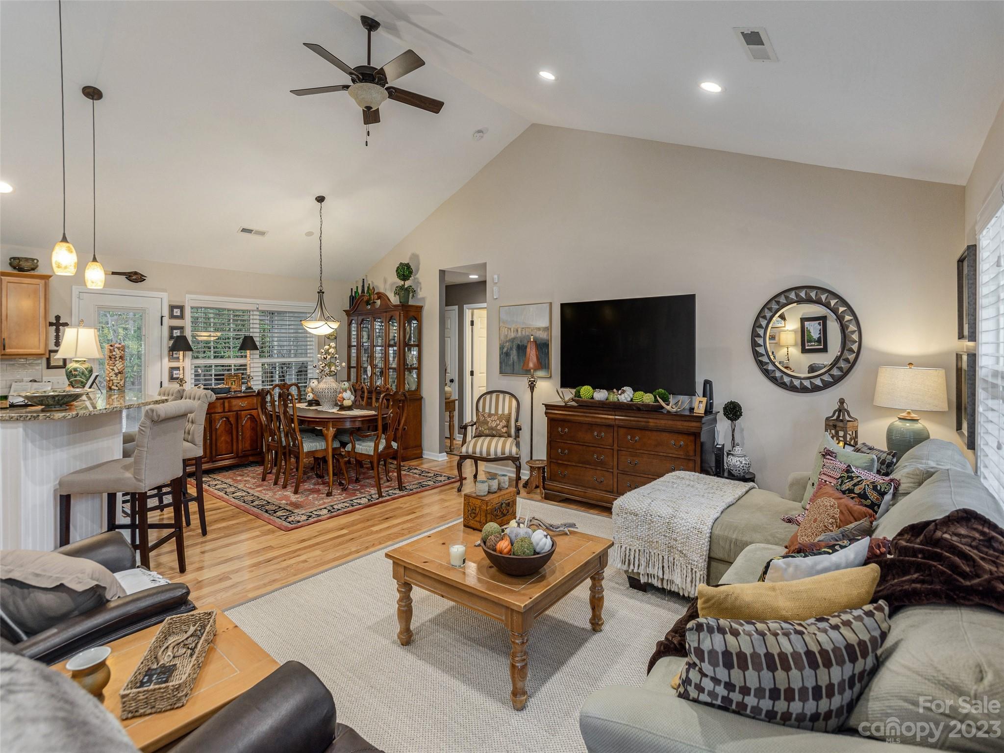 12 Parrot Road Candler NC 28715