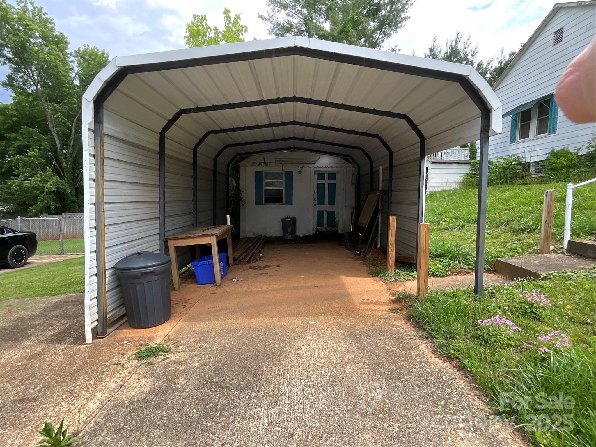 61 Perry Street Marion NC 28752