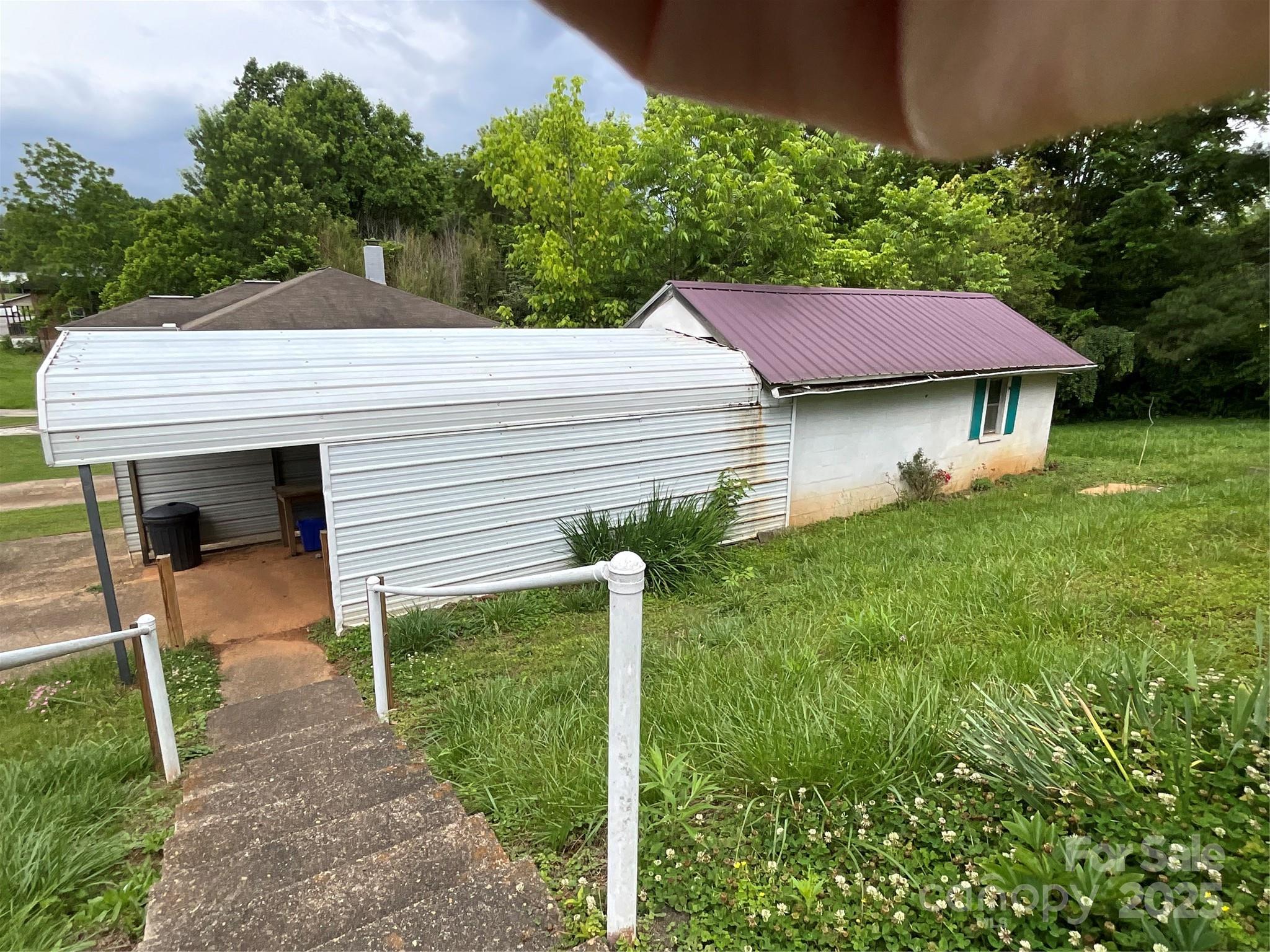 61 Perry Street Marion NC 28752