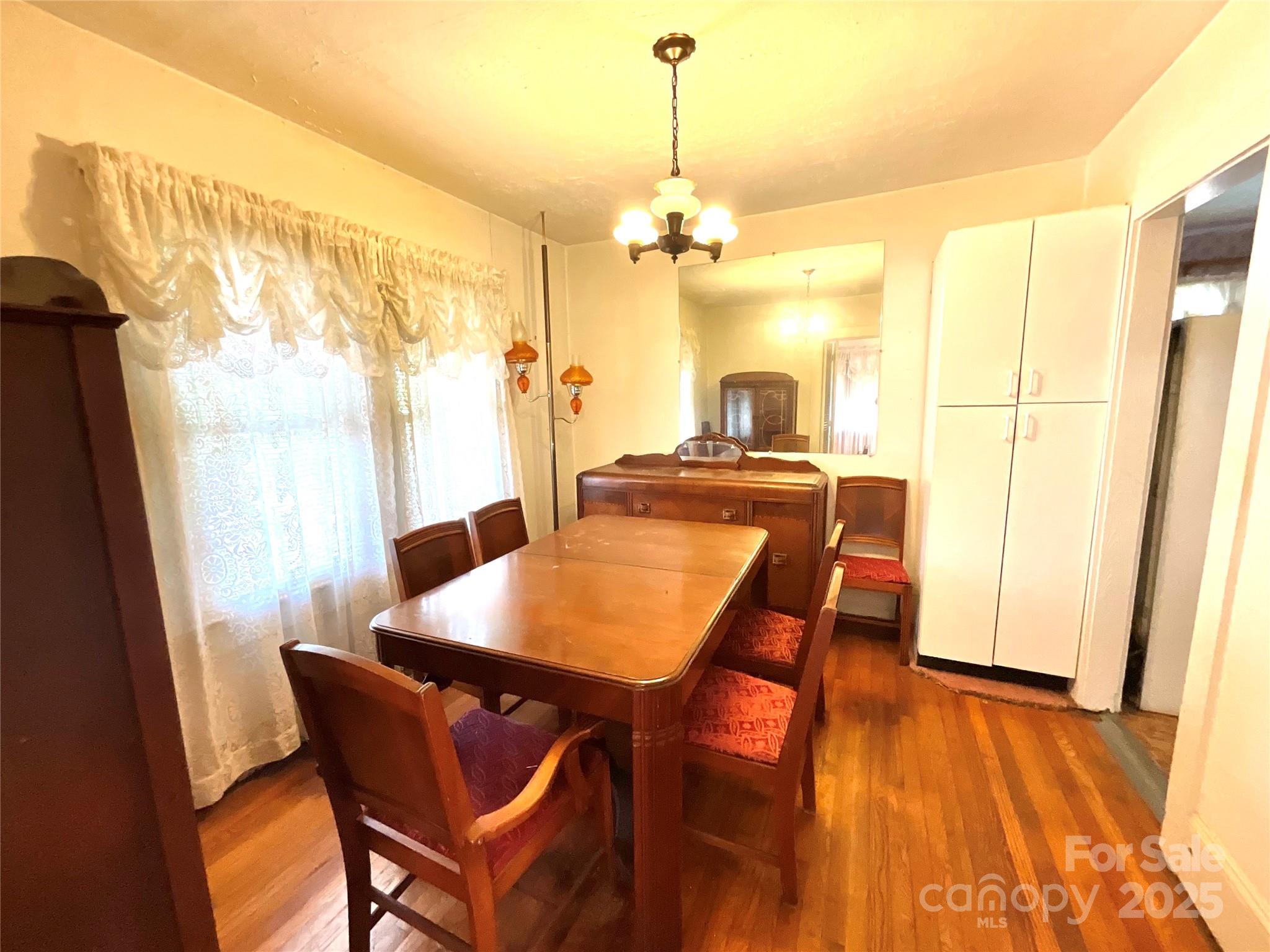 61 Perry Street Marion NC 28752