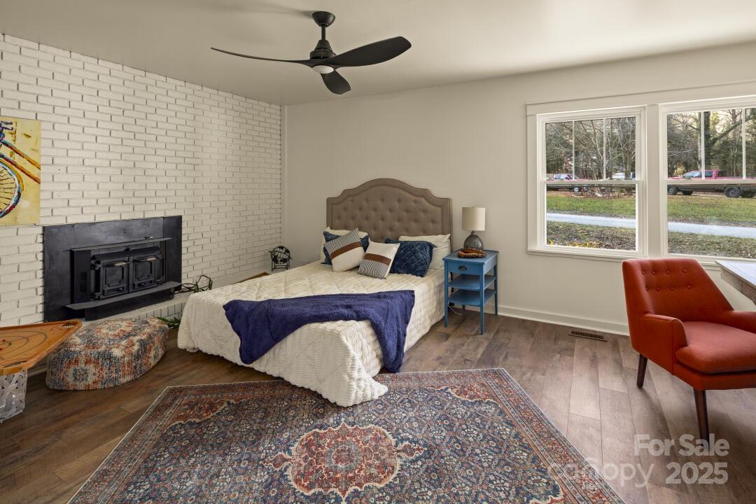 227 Ashmore Avenue Hendersonville NC 28791