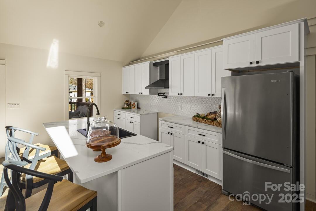 227 Ashmore Avenue Hendersonville NC 28791