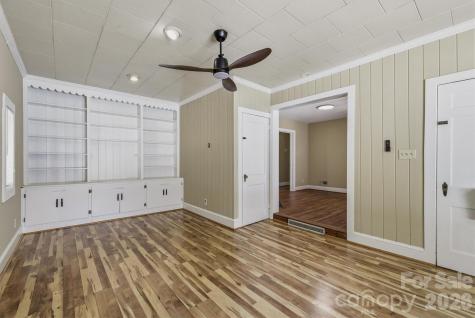 402 Pennton Avenue SW Lenoir NC 28645