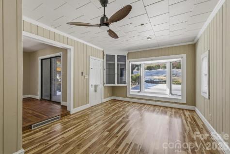 402 Pennton Avenue SW Lenoir NC 28645