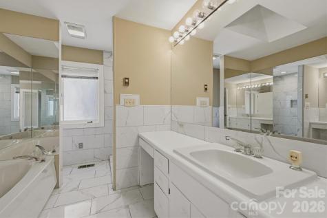 402 Pennton Avenue SW Lenoir NC 28645