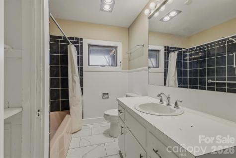 402 Pennton Avenue SW Lenoir NC 28645