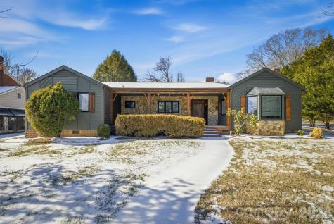 402 Pennton Avenue SW Lenoir NC 28645
