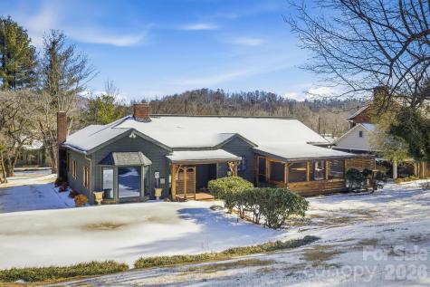 402 Pennton Avenue SW Lenoir NC 28645