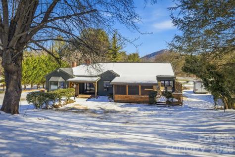 402 Pennton Avenue SW Lenoir NC 28645