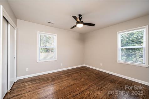 908 13th Street NW Conover NC 28613