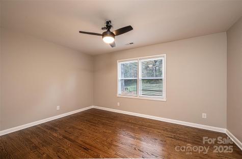908 13th Street NW Conover NC 28613