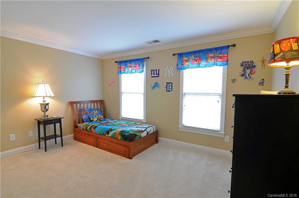 8152 Oxford Commons Drive Charlotte NC 28277