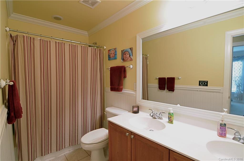 8152 Oxford Commons Drive Charlotte NC 28277