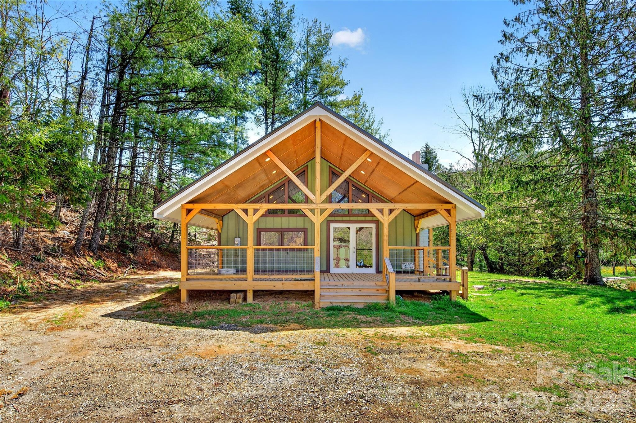 1959 Jackson Town Road Spruce Pine NC 28777
