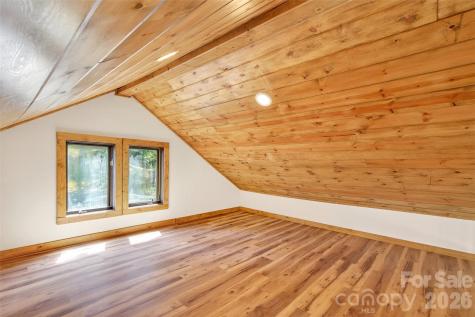 1959 Jackson Town Road Spruce Pine NC 28777