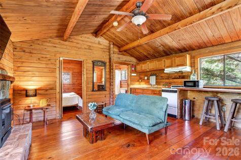 1959 Jackson Town Road Spruce Pine NC 28777