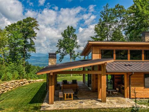 30 Banks Lane Brevard NC 28712