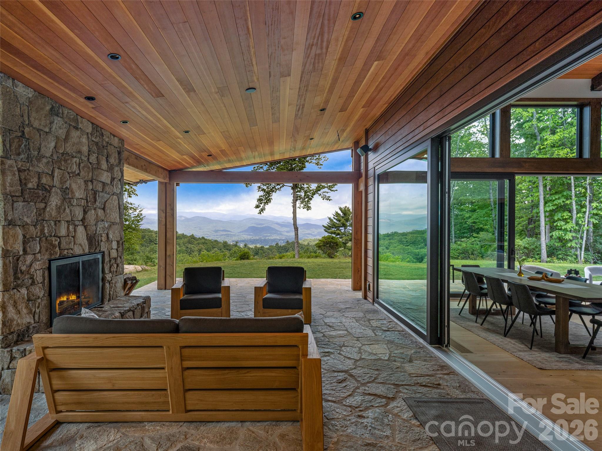 30 Banks Lane Brevard NC 28712