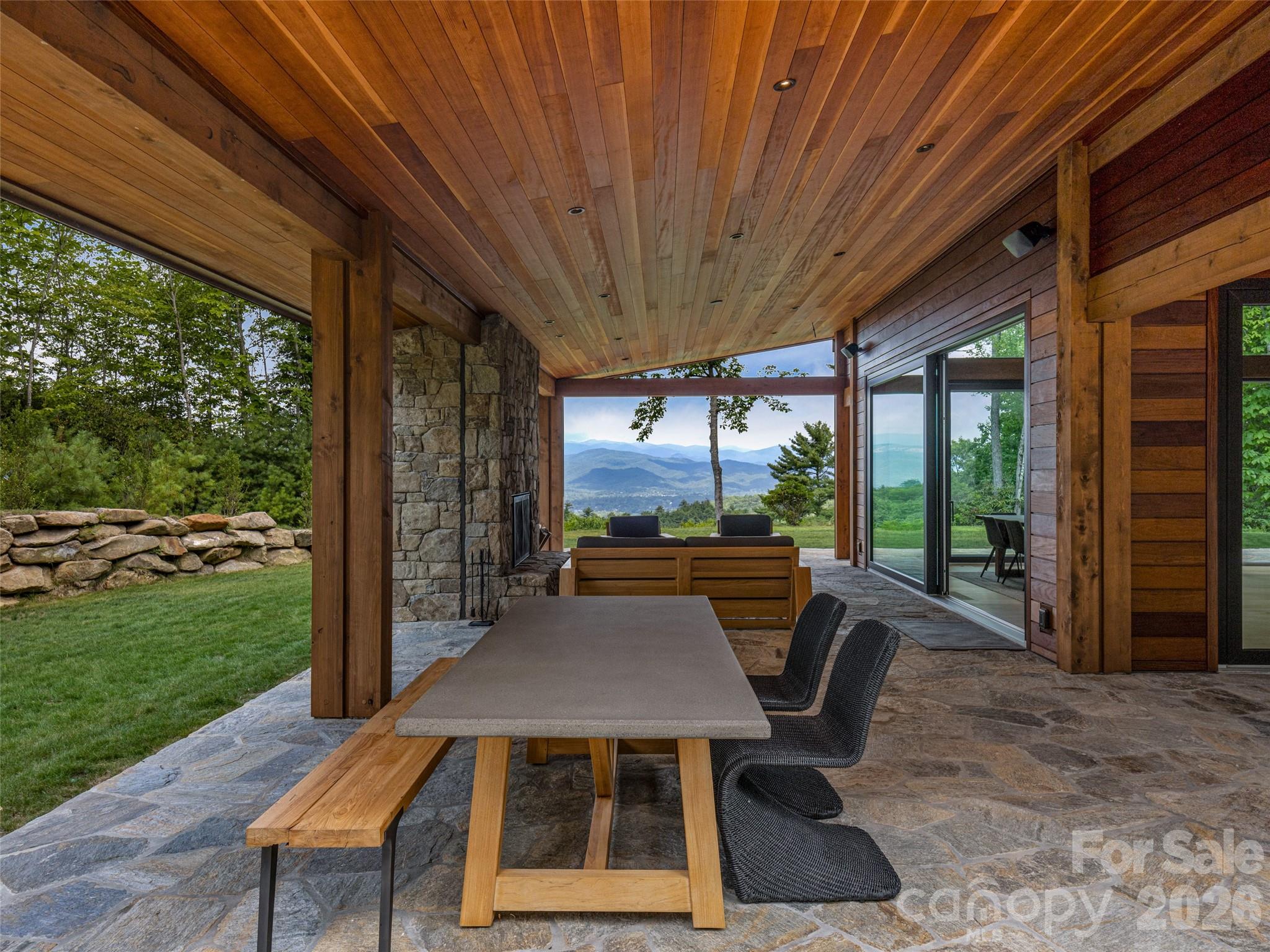 30 Banks Lane Brevard NC 28712